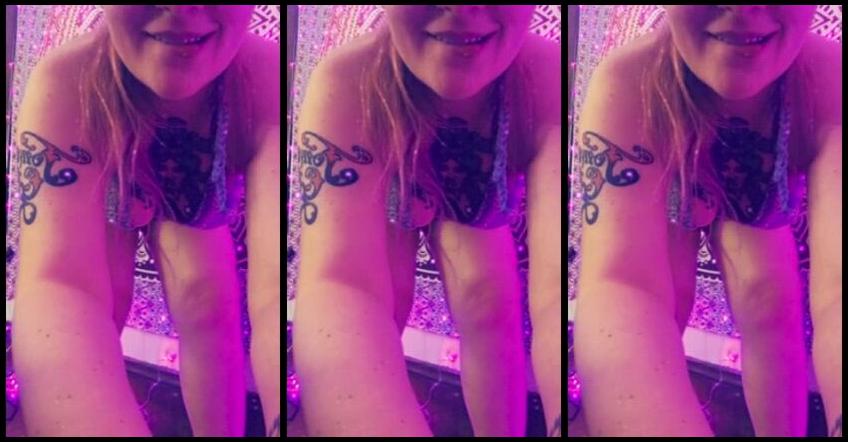 Leena Lux Look At Them Legs