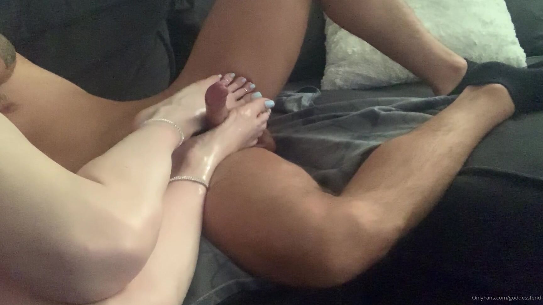 Goddessfendi He Cums Twice During This Epic Sole Job