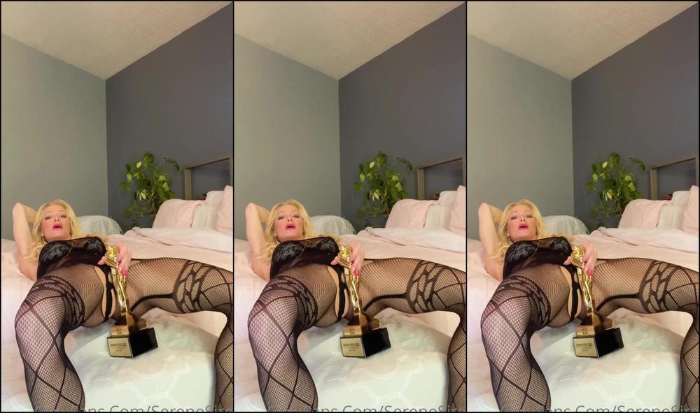 Serenesiren Opening My Avn Award Box Grinding Up On The Gold Trophy