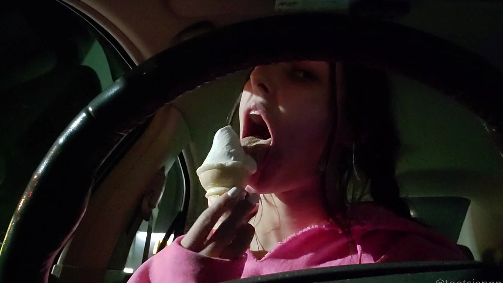 Tootsiepoptoes I M Really Into Voyeur Lately I Leave My Curtains Open At Night And Pretend Someone Is Wa