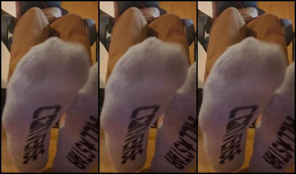 Torisoless Onlyfans Pink Toe Sock Removal