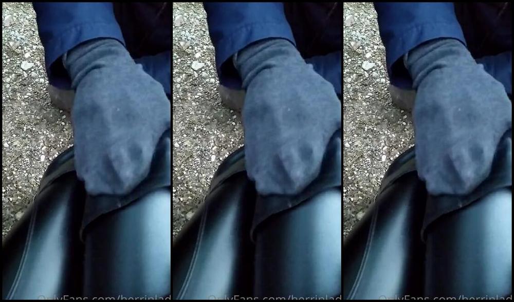 Herrinlady Onlyfans Wer Die Stiefel Wieder Dreckig Macht Hat Sie Erneut Zu Polieren Enslaved Hubbyp