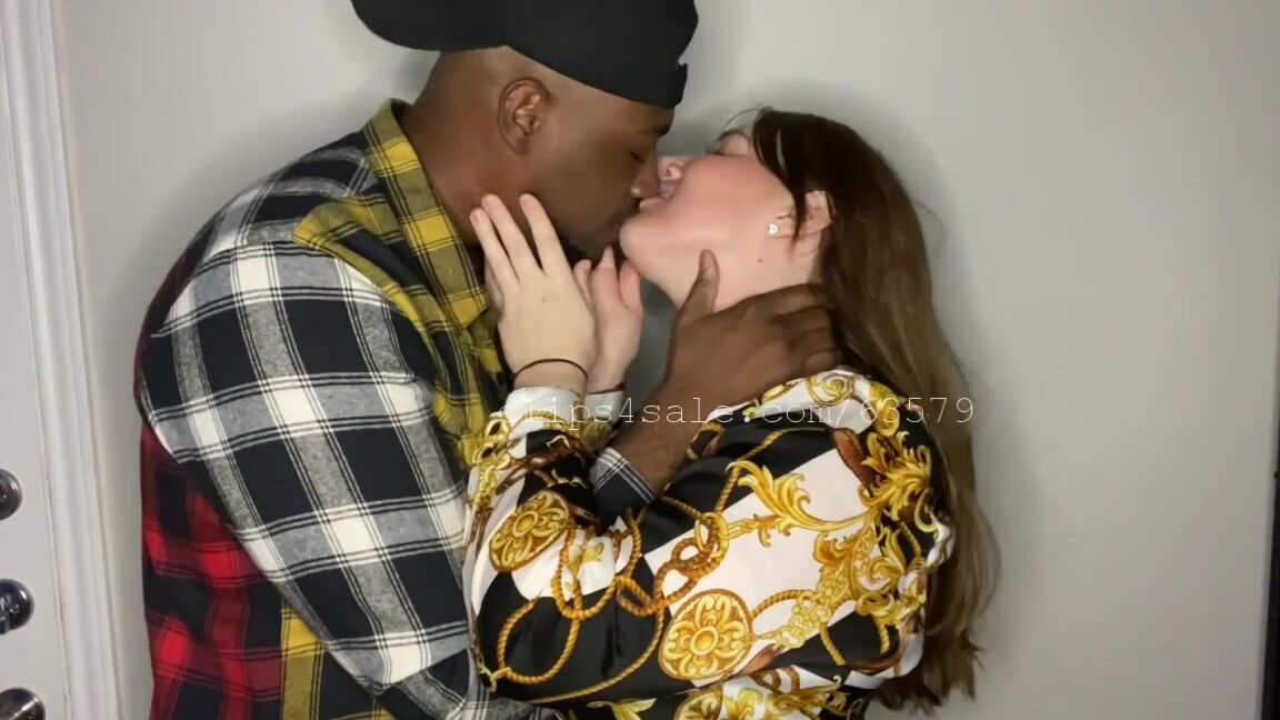 Kissingchannel Nicknamed Kissingchannel 12 08 2020 Onlyfans Video Teddy And Stephy