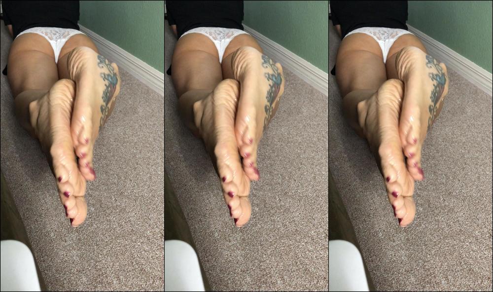 Deedeericanfeet Hey Guys As Requested