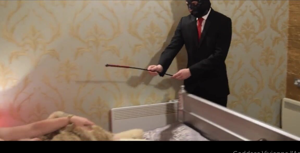 Vivienne L Amour Aka Vlproductionsuk Onlyfans Teasing A Slave In A Fur Coat And Nothing Else With A Cane In The Boudoir