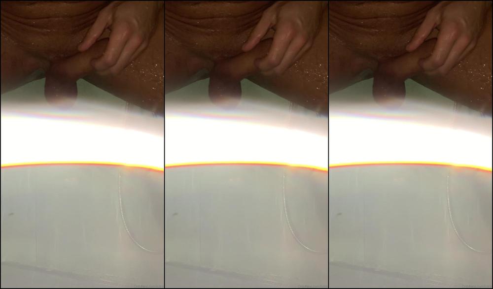 Lutro Shower Shaving With Open Doors