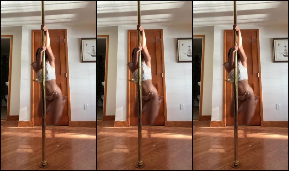 Ittybittycherry 875B5Cec B809 4Bbb Af1D 122Fabe5Ce65