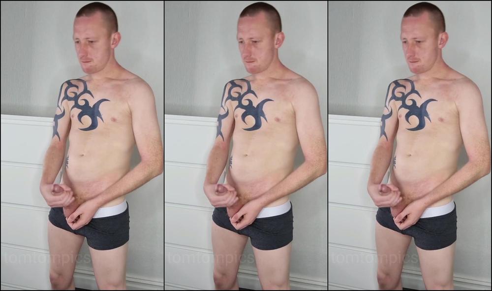 Tomtompics Pulling My Boxers Down And Having A Wank Ending With Hands Free Cumshot And Me Tryin