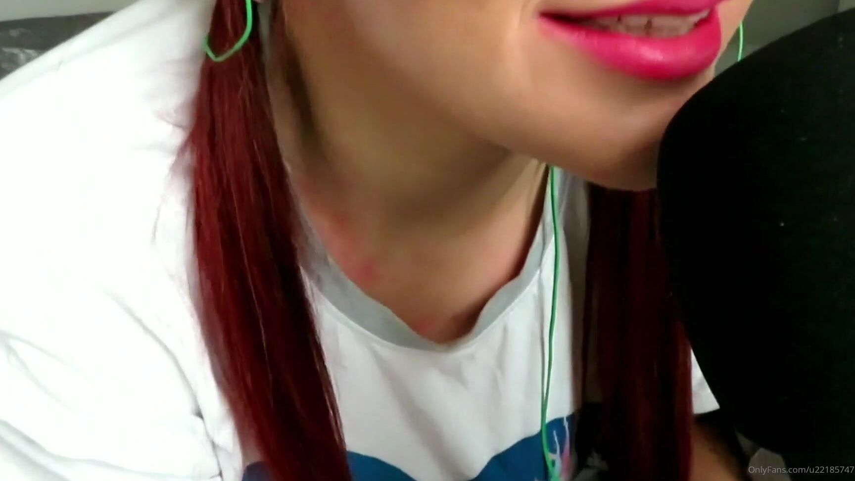 Flirtyasmr Ear Eating In Bed Girlfriend Roleplay