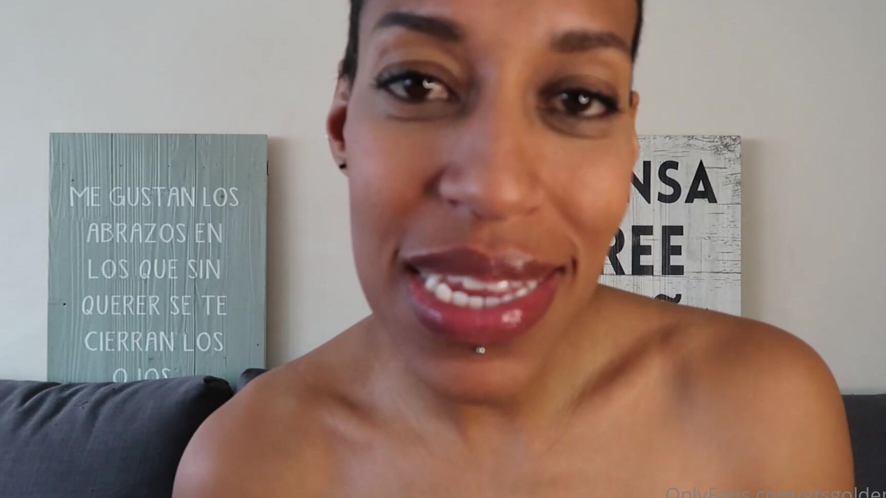 Gtsgoldenlace Something A Lil Bit Different A Cuckold Blow Job X Scuse The Stupid Autofocus It S Still