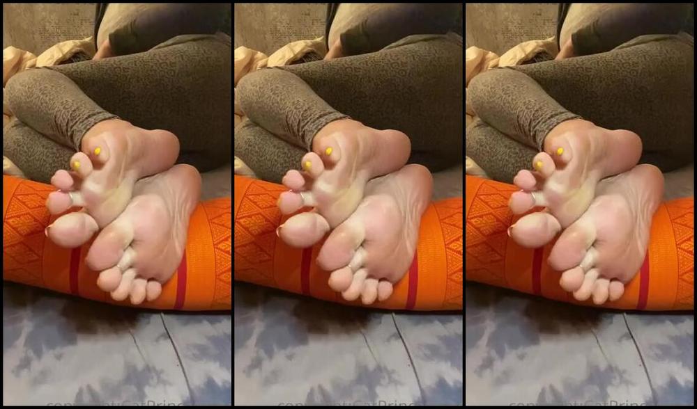 Catprincessfeet Onlyfans Sunday Soles To Bow To 2