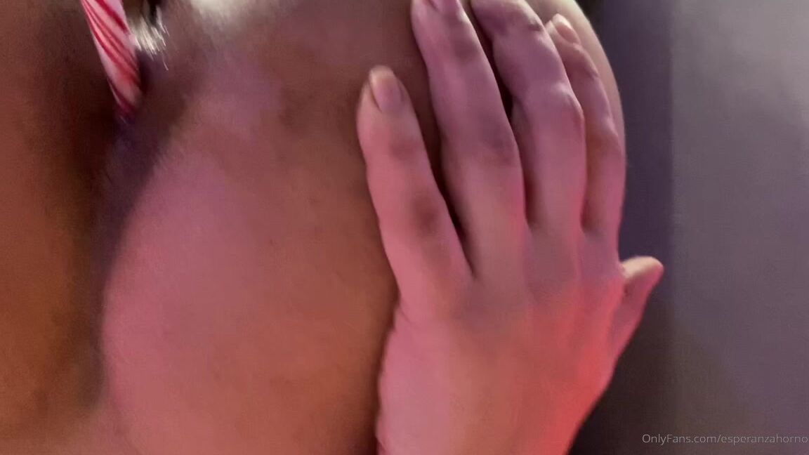 esperanzahorno-07-12-2019-100125891-i-decorated-the-christmas-and-got-my-ass-fucked-if-you-find-the-intro-too