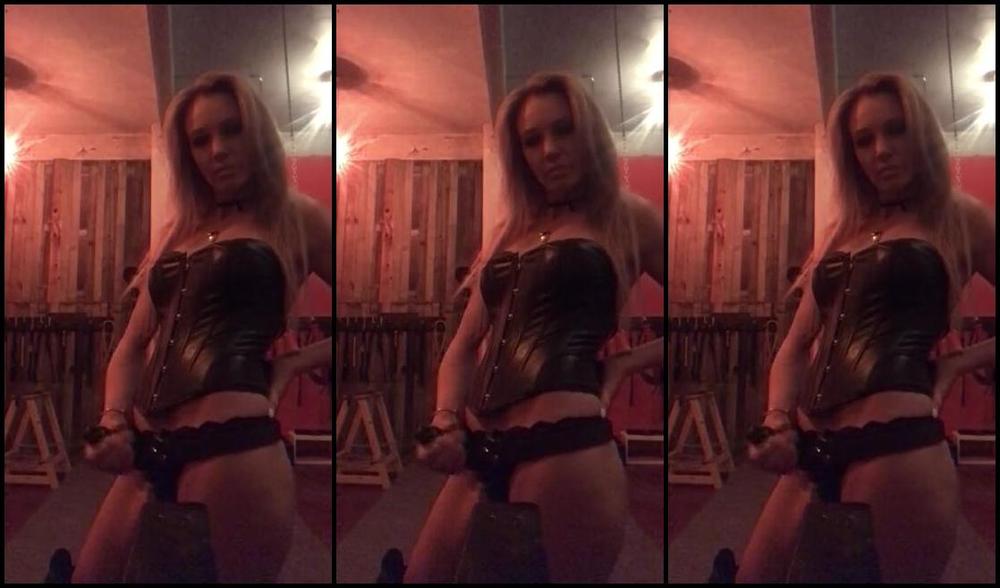 Ladydarkangeluk Onlyfans Ready And Waiting With My Strap On On For My Sub To Arrive Oh I Do Love A Bit Of Strap On Play