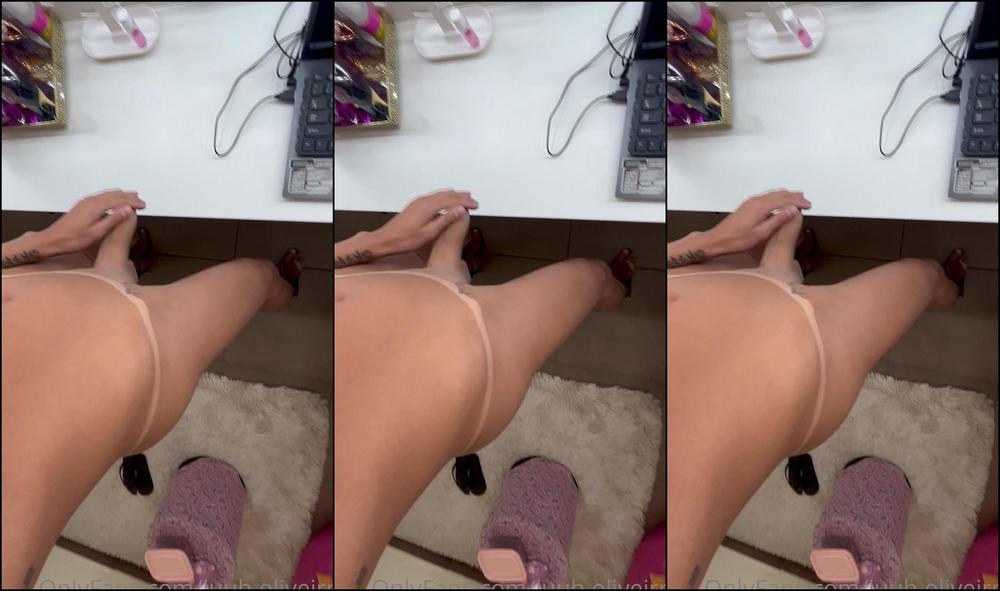 Juuh Oliveirra 2555752825 08 10 2022 Do You Like To See My Cock Coming Out Milk