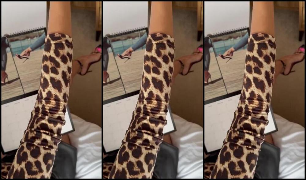 Heels Of Mine Nicknamed Heelsofmine 10 30 2023 Onlyfans Video Would You Like To Have Such A Calendar