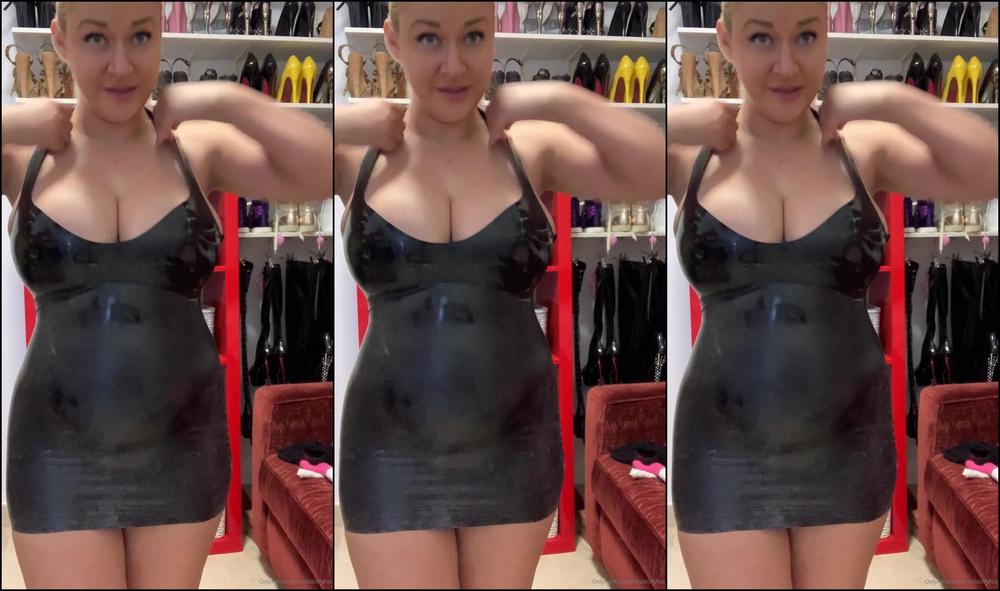 Dollyfoxvip Shining Latex