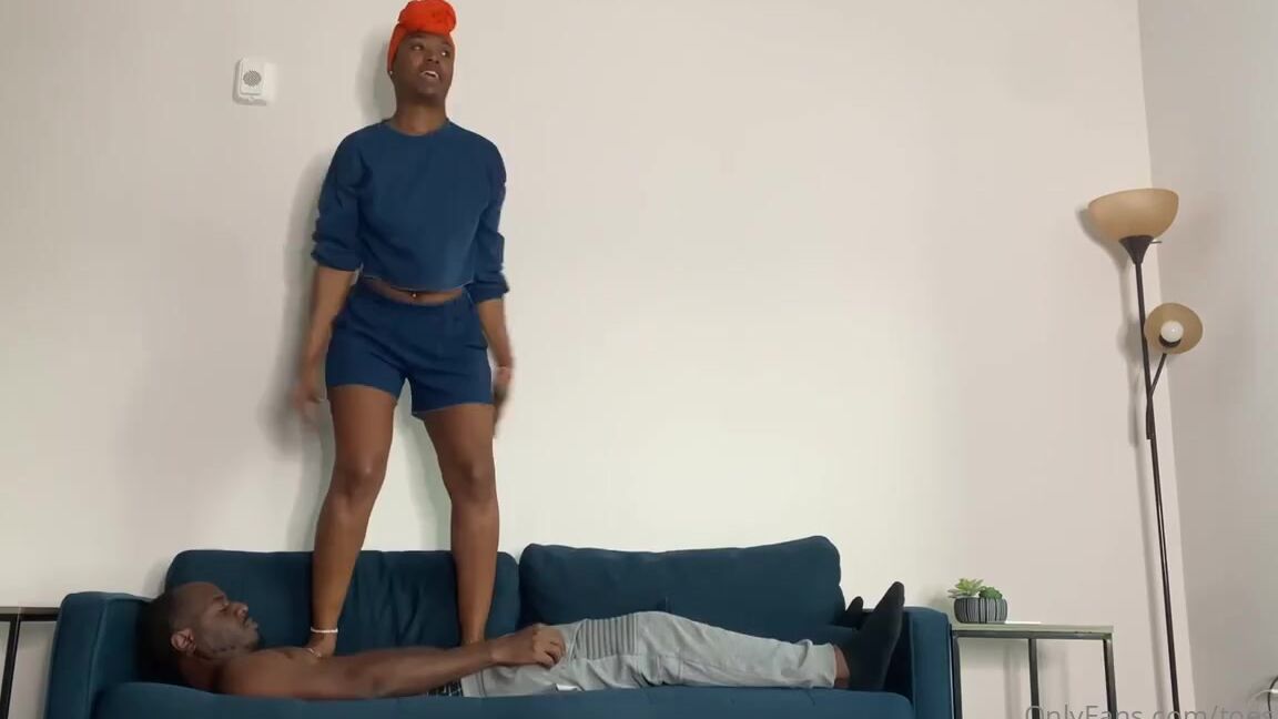 Toes100K Onlyfans My Favorite Trampoline Right Here In My Living Room I Need Another One Honestly