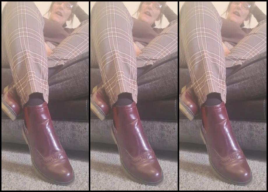 Miss B Nicknamed Missb52S Onlyfans 04 03 2024 Lets Have A Little Chat