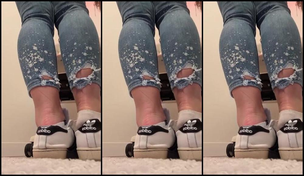 Queenfeetred Nicknamed Queenfeetred 02 03 2025 Onlyfans Video Take Big Breath