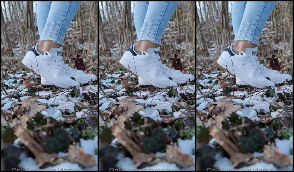 Domina Clara Nicknamed Domina Clara Onlyfans Do You Want To Become My Dog Come And Clean My Shoes Tu Veux