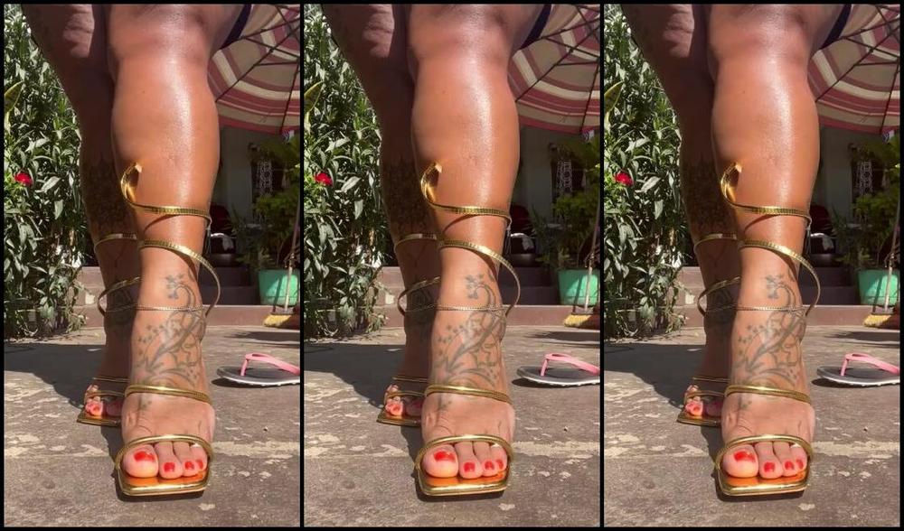 Dissatoes Onlyfans Hold Heels What Y All Think