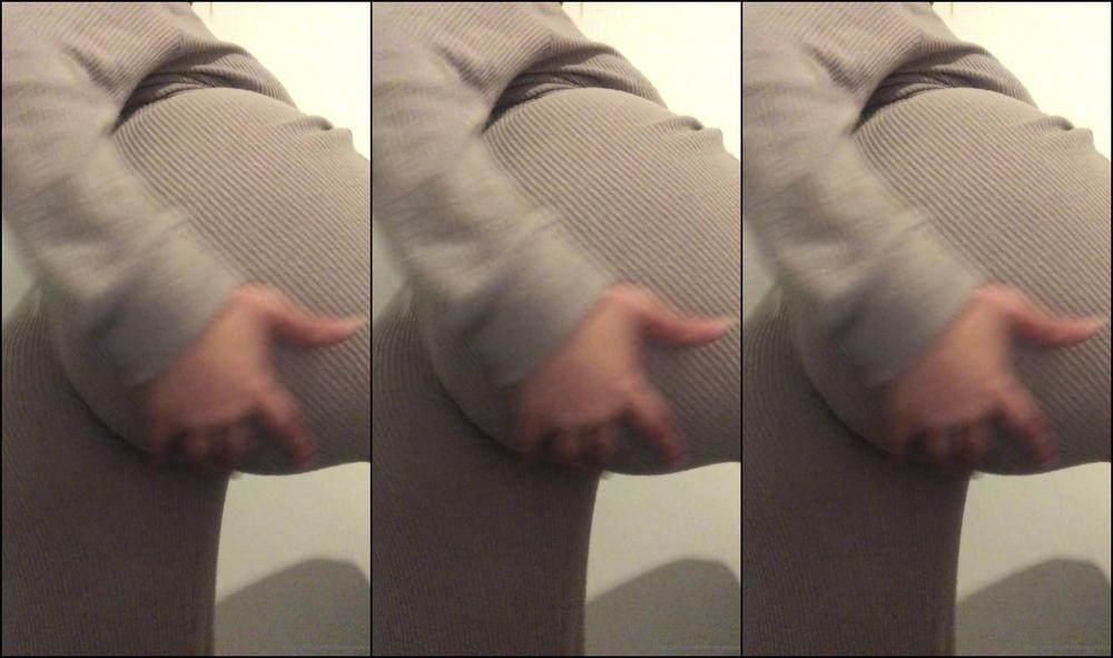 findomcandice-20-11-2019-89985820-my-ass-looks-so-good-in-these-pyjama-bottoms-brb-going-to-get-cha