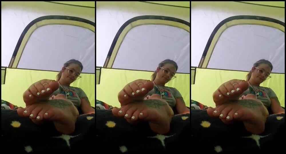 Tays Toes Nicknamed Taystoes 06 23 2021 Onlyfans Video Pov We Go Camping And I Decide To Give You A Little Feet Show In The