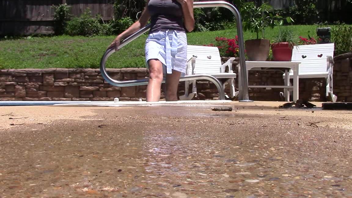 BuddahsPlayground - Soaking Wet Reeboks ManyVids