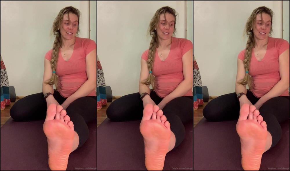 Fityoginina Stretch With Me After Our Night Run Warning This Is An Excessively Long Very Rambling C