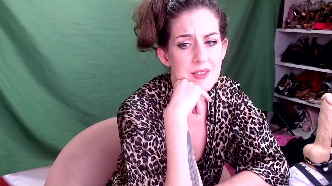 Ms Tomorrow Nicknamed Dommetomorrow Onlyfans Stream Started At 11192023 0916 Pm Gifts