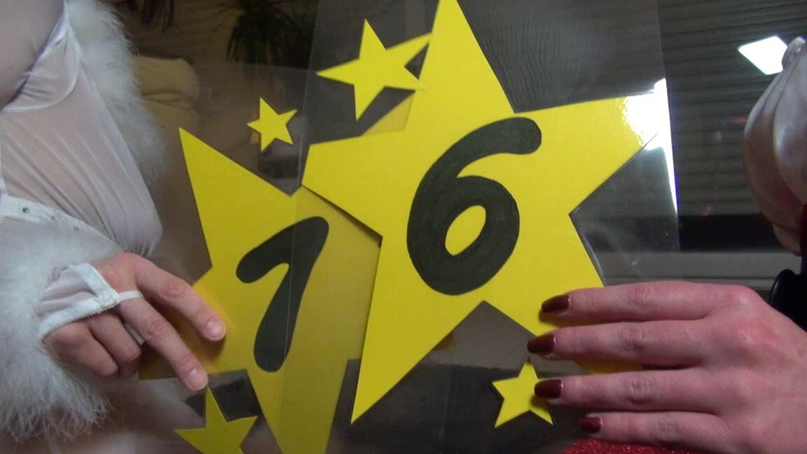 German, Christmas, Lesbians, Butts, Ass sweetlonglips advent calendar 16 x mas butts ManyVids