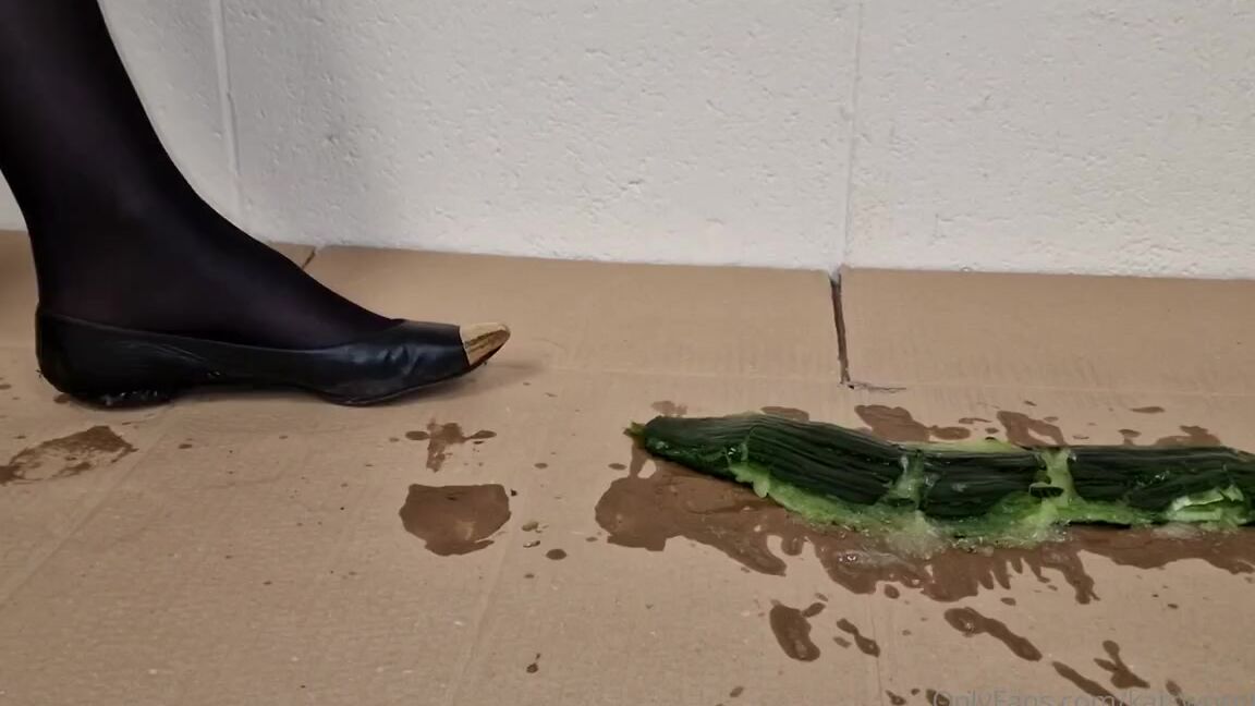 Kats Worn Heels Nicknamed Katswornheels Onlyfans Watch Me Slowly Walk Over Whats Left