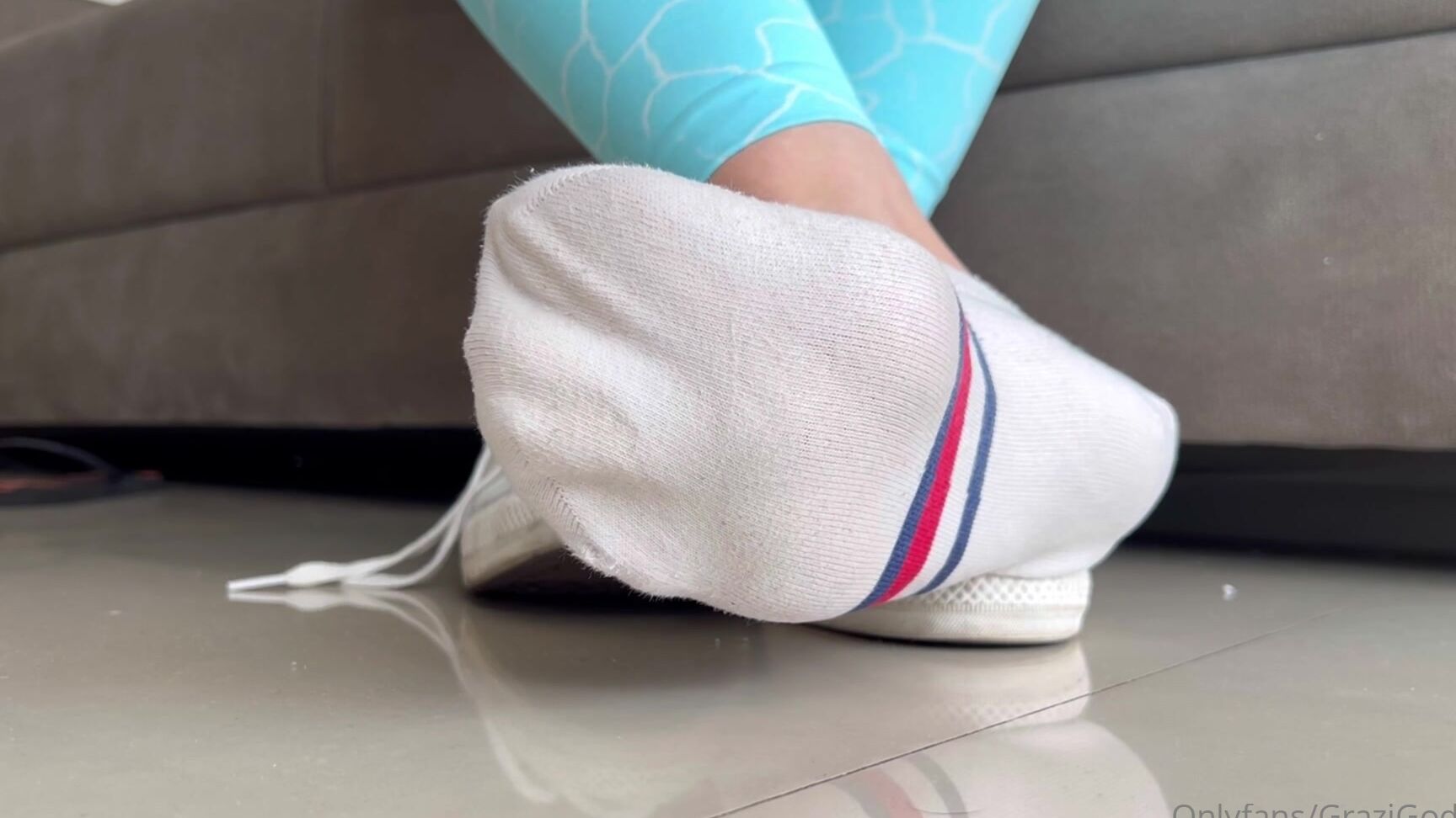 Grazigoddess 3068413434 12 07 2023 Come And Smell The Delicious Smell That I Have