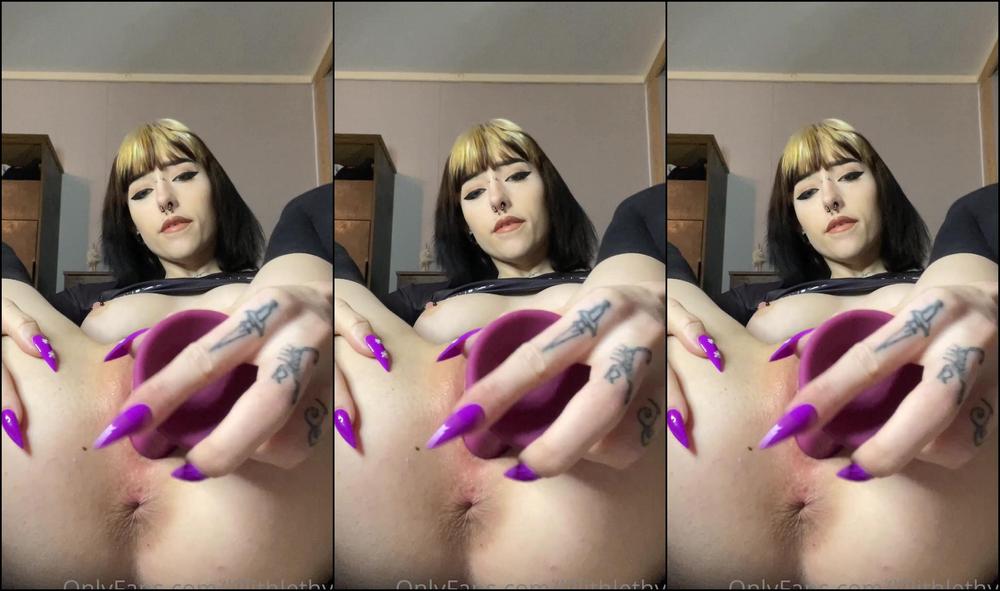 Lillithlethya Eb48A796 1Ff0 49F6 898B F48Ef2442Dfa