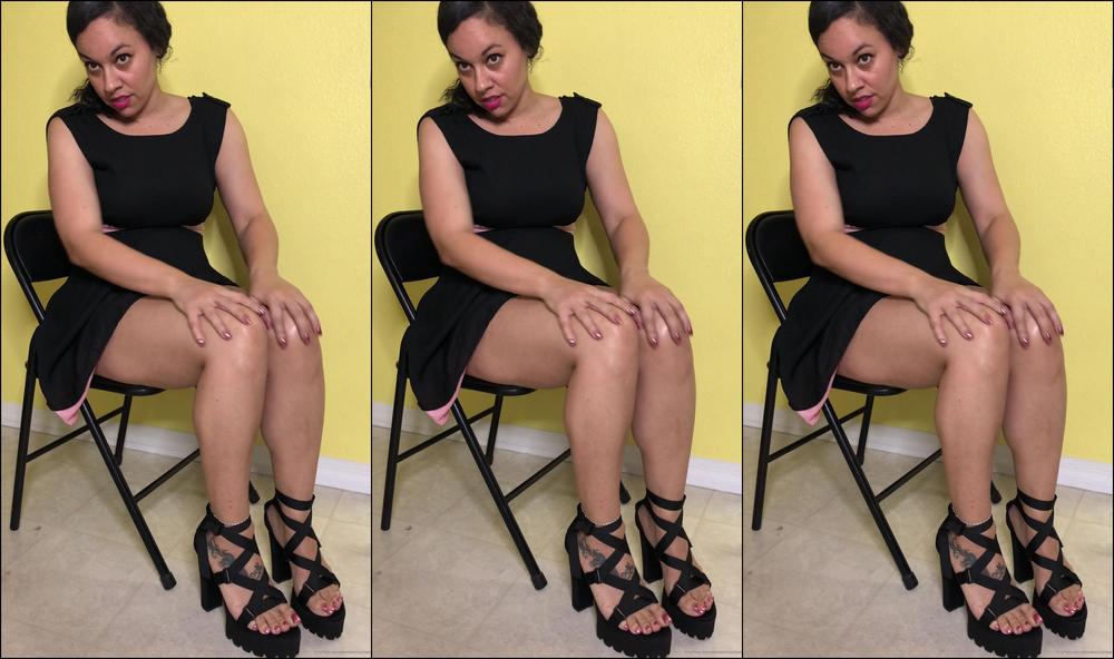 Deedeericanfeet Just Me Being Me In Heels N Oilying My Legs And Welll Not Knowin