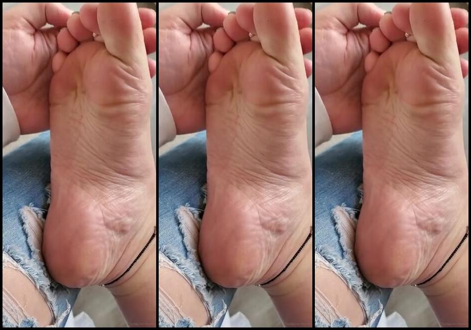 Austin Summers Nicknamed Pedipanty7 Premium Onlyfans Whenever I Record Myself Dangling My Flip Flops I Always Remember The Man Who Came Viciously In His E