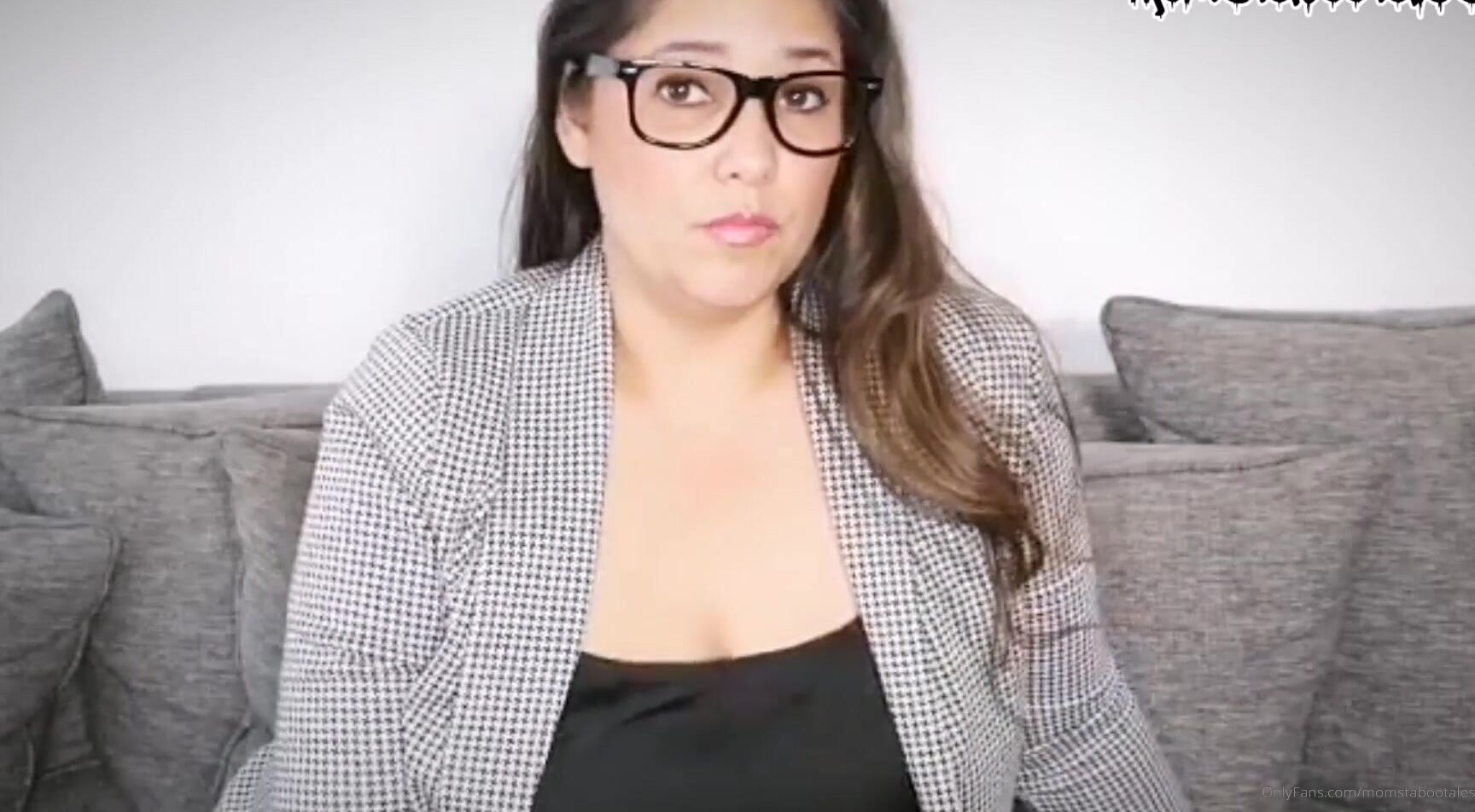 Momstabootales Yess Mommy Is Fantasizing About You