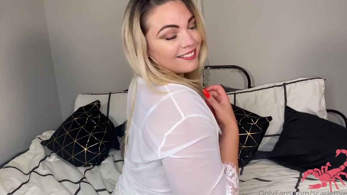 Scarlett Venom Nicknamed Scarlettven0M Onlyfans Happy Saturday You Have A Surprise In Your Inbox Heres A Sneak Peek Like And