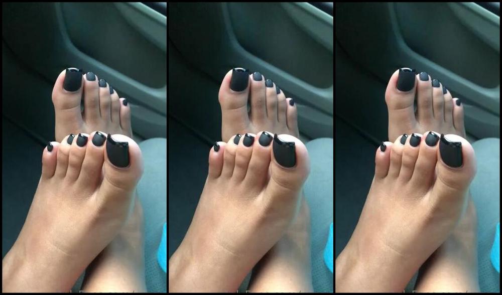 Rossiem Nicknamed Rossieft Onlyfans Black Toes