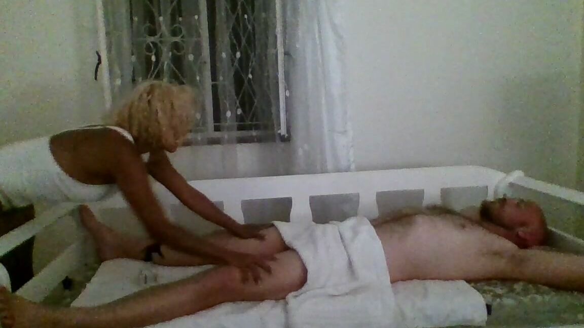 Massage, Happy Endings, Interracial, Handjobs, Ebony big sexy ebony masseuse happy ending handjob ManyVids