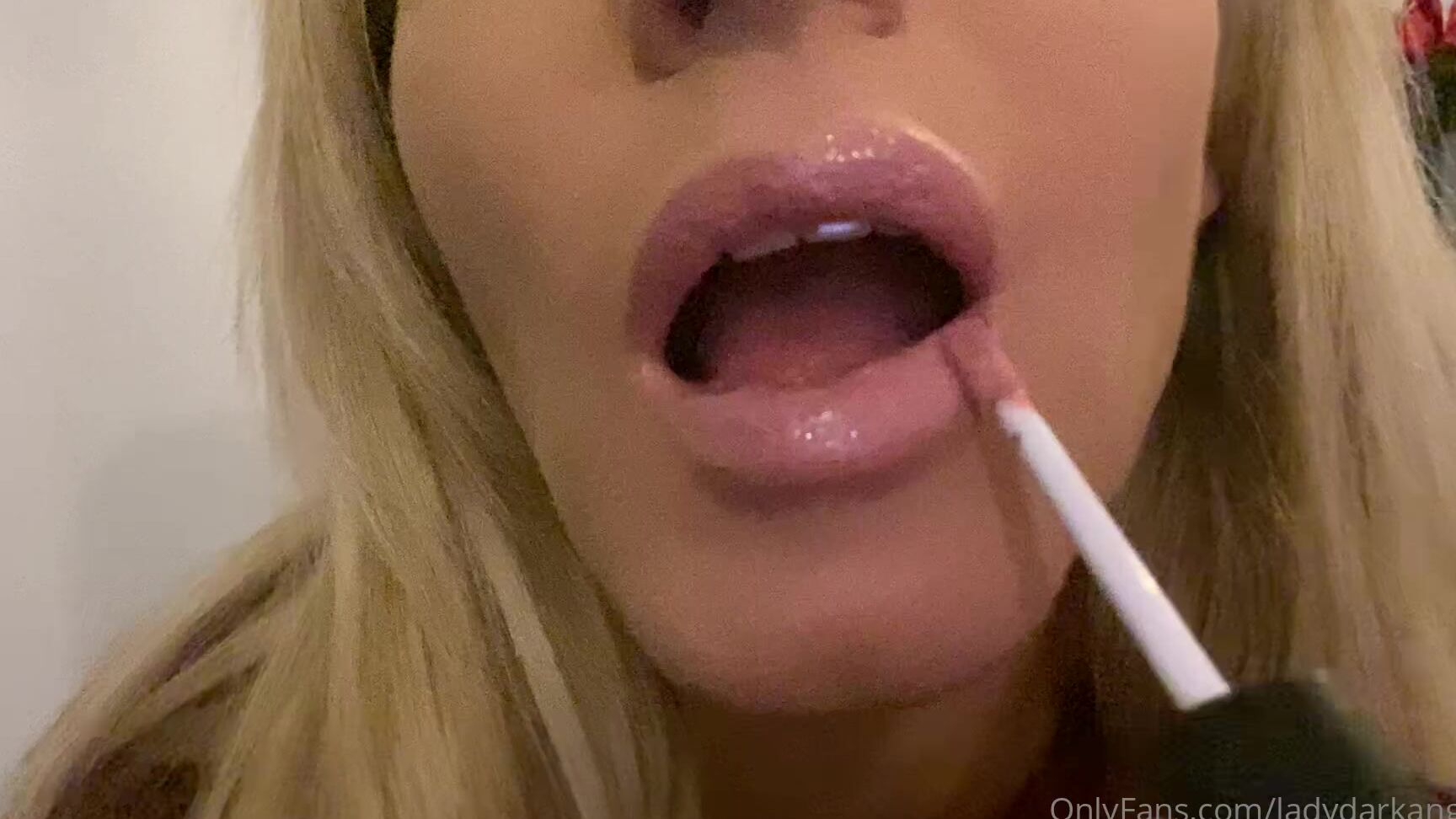 Lady Dark Angel Good Morning Fans For You Lipstick Fetishists