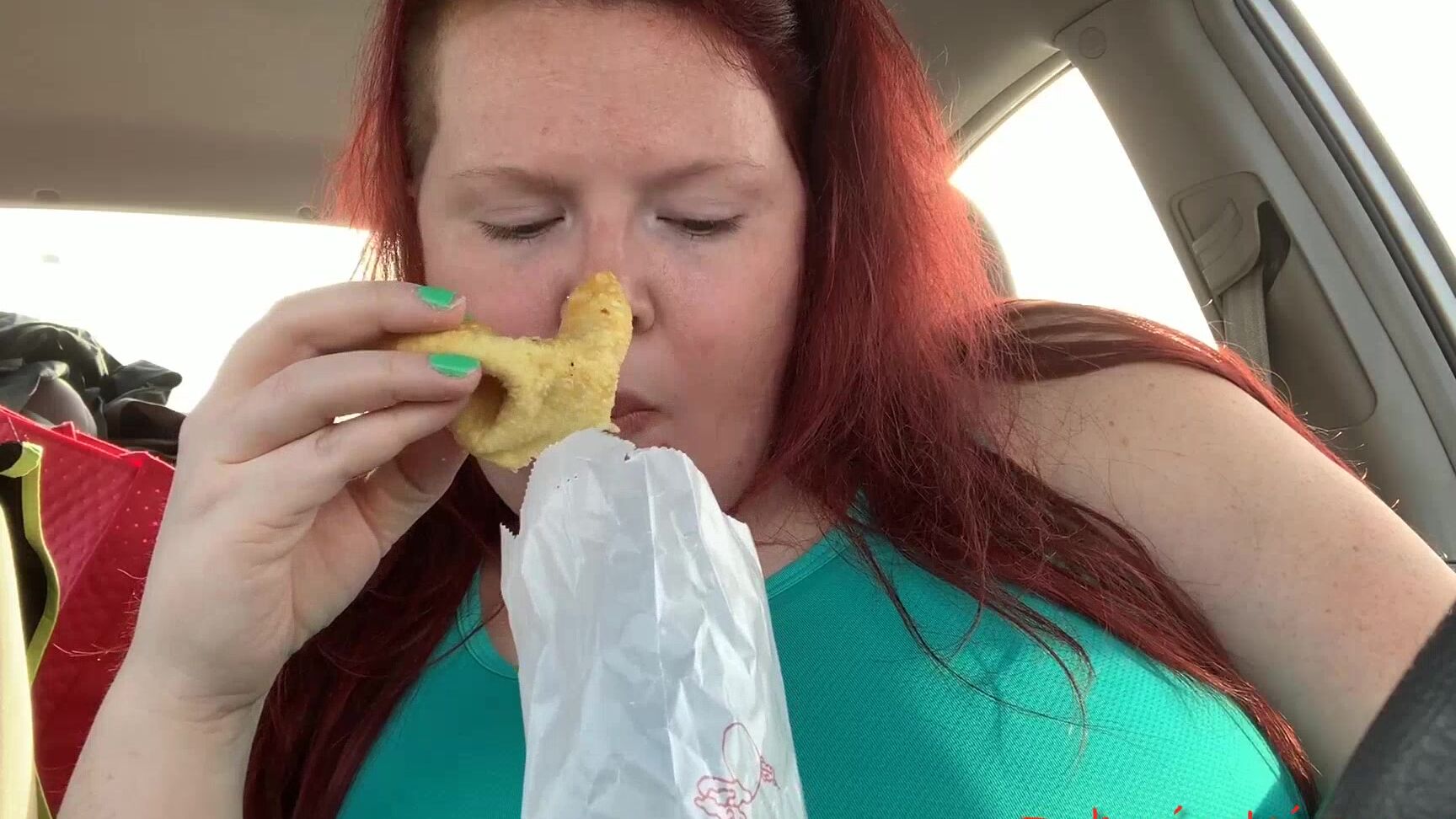Rubysinclaire Bbw Stuffing In Car Before Eating Dinner