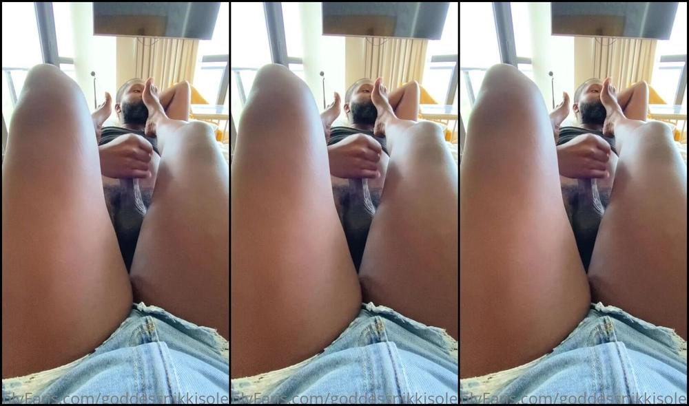 Goddessnikkisoles Sadly I Lost The Forward Facing Part Of This Fj Another Up Close Pov Foot Worship Clip