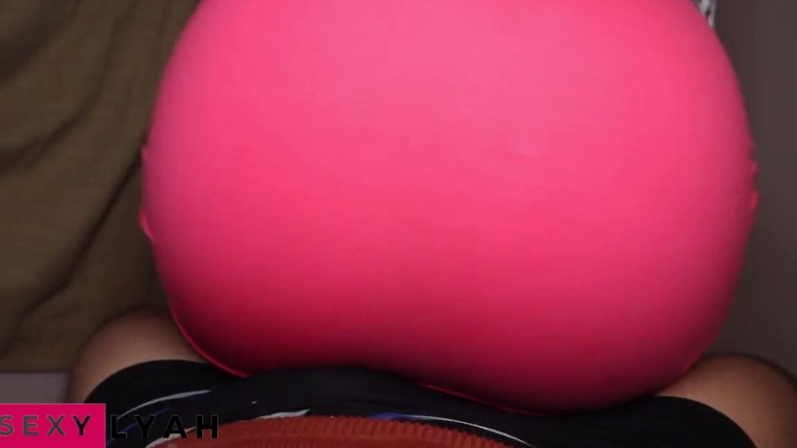 Sexylyah Nicknamed Sexylyah Onlyfans Hot Secretary Lap Dance In Pink Skirt