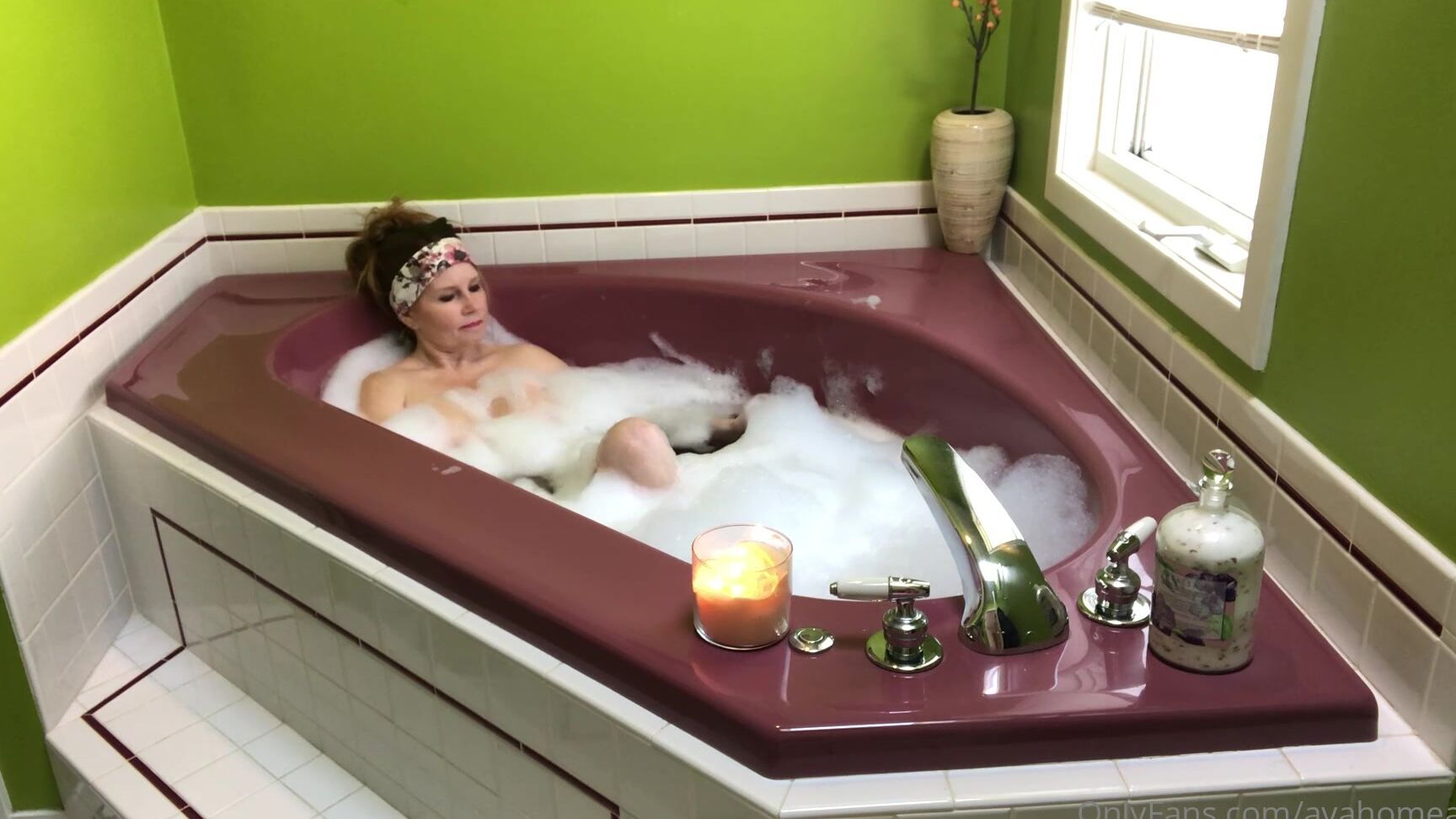 Avahomealone Enjoy This Free Full Length Video Of Me Taking A Bath One Of My First Videos And I Was Ne