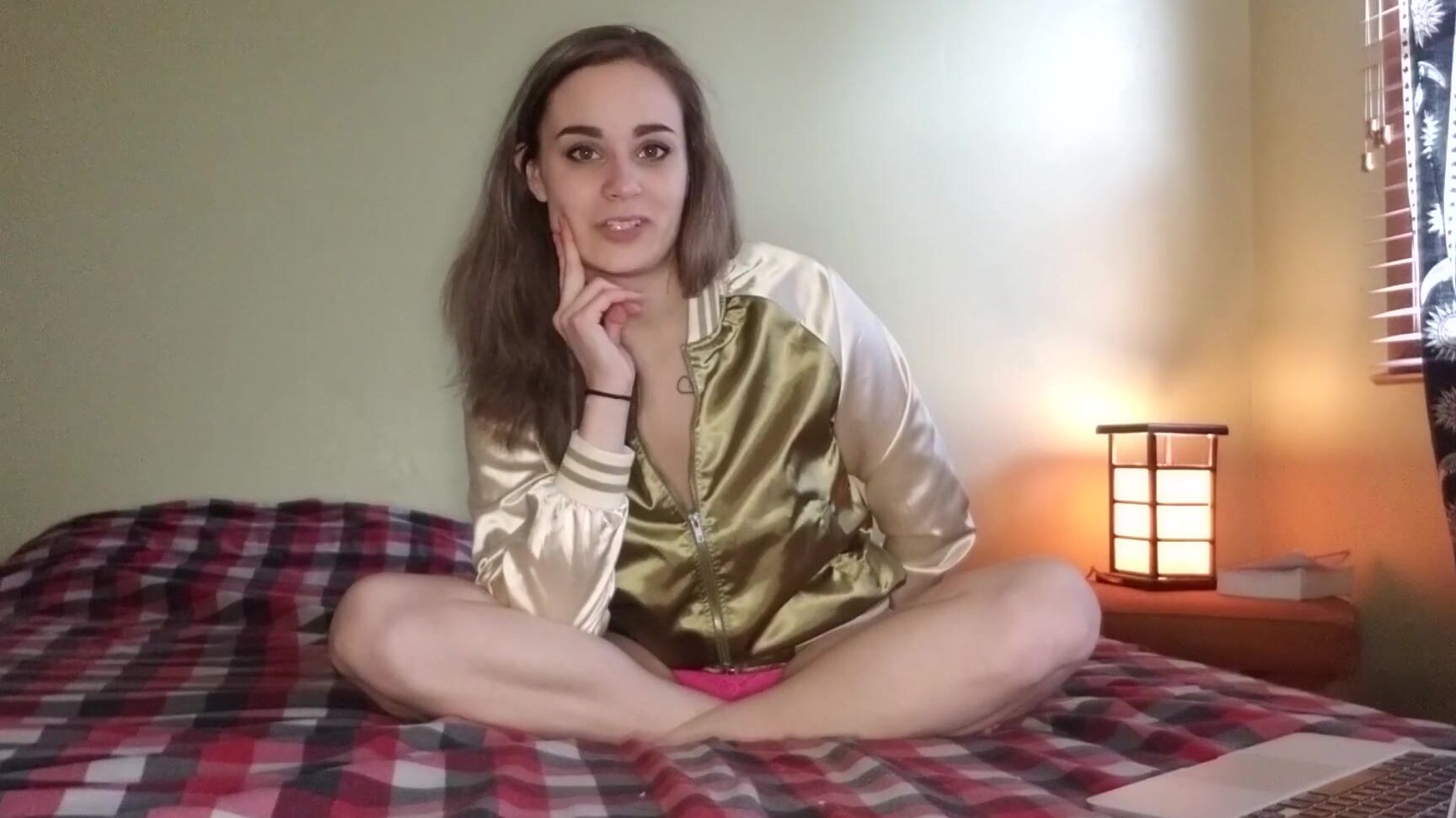 Nina Crowne - The End Live On Cam ManyVids