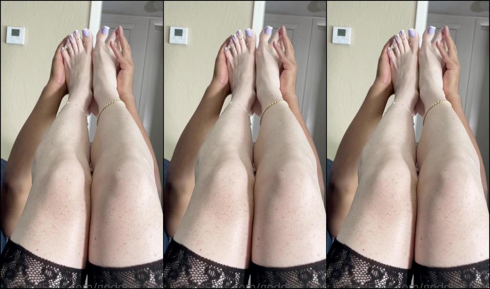 Goddessfendi 2538481945 07 28 2022 Footsietootsie1 Loves My Big Soft Soles All Over His Face He Knows What I Like And