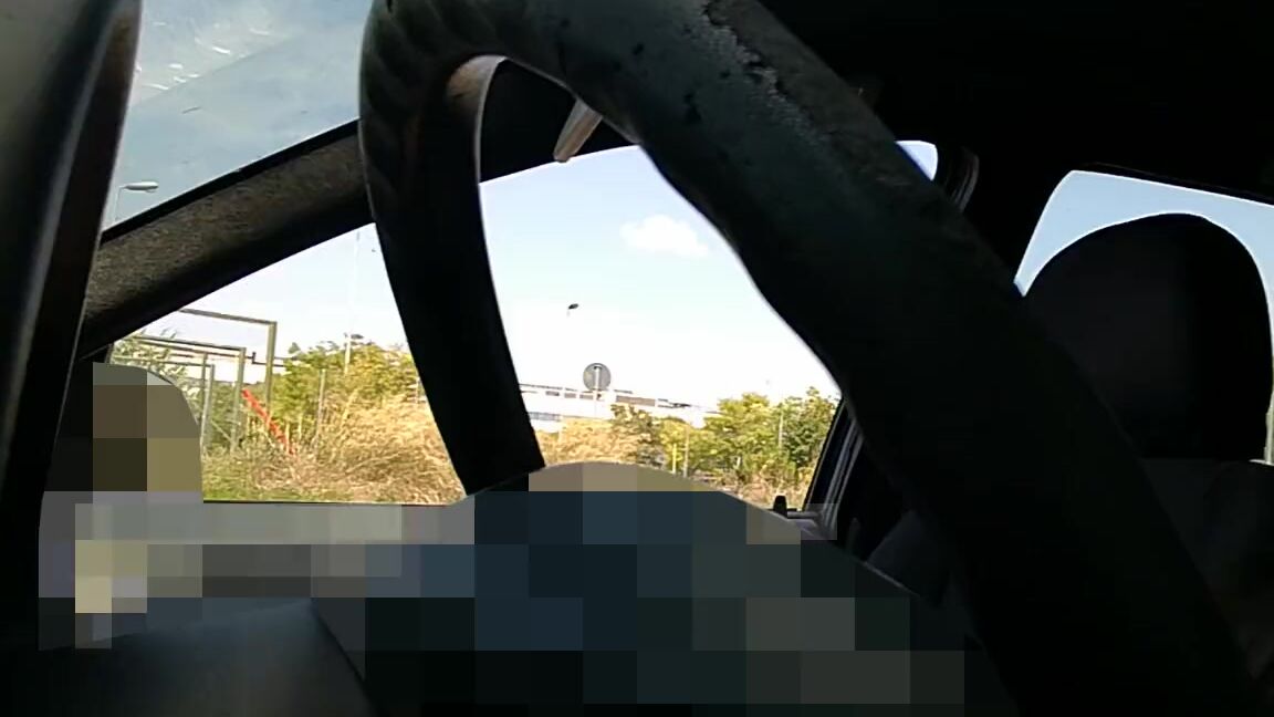 Nemi BangsDesire Прохожий увидел как сосу мужу в машине, лапал меня, пришлось его удовлетворить PornHubPremium