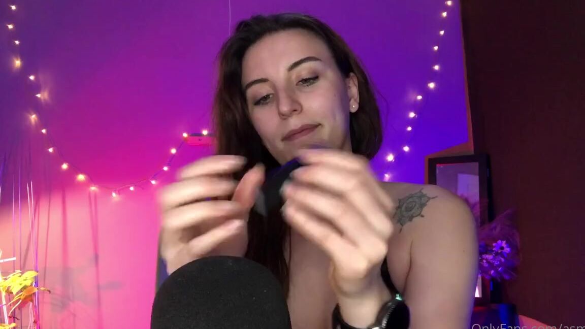 Kay Aka Asmrkay Onlyfans Puff Puff Pass This Pussy The Weed Happy Hollidaze In Honor Of 420 I Ll Be Trying My First High
