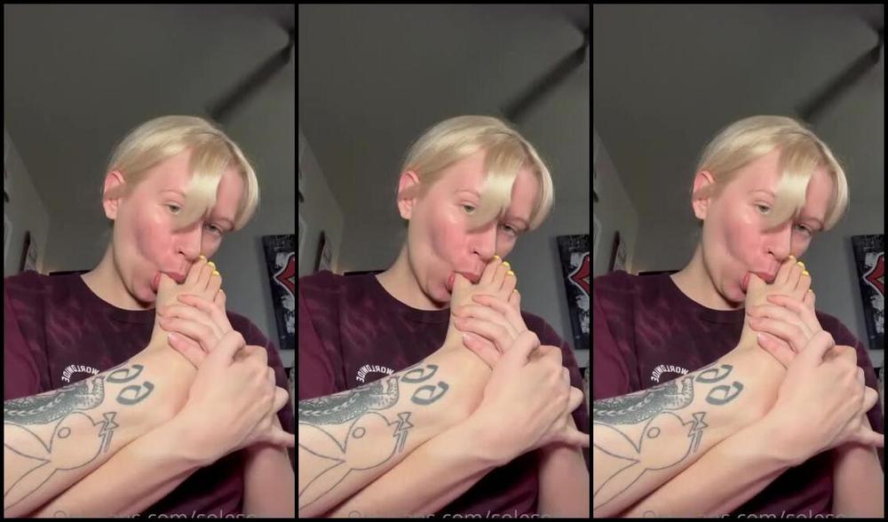 Skye Aka Solesofskye Onlyfans This Yellow Tastes So Yummy